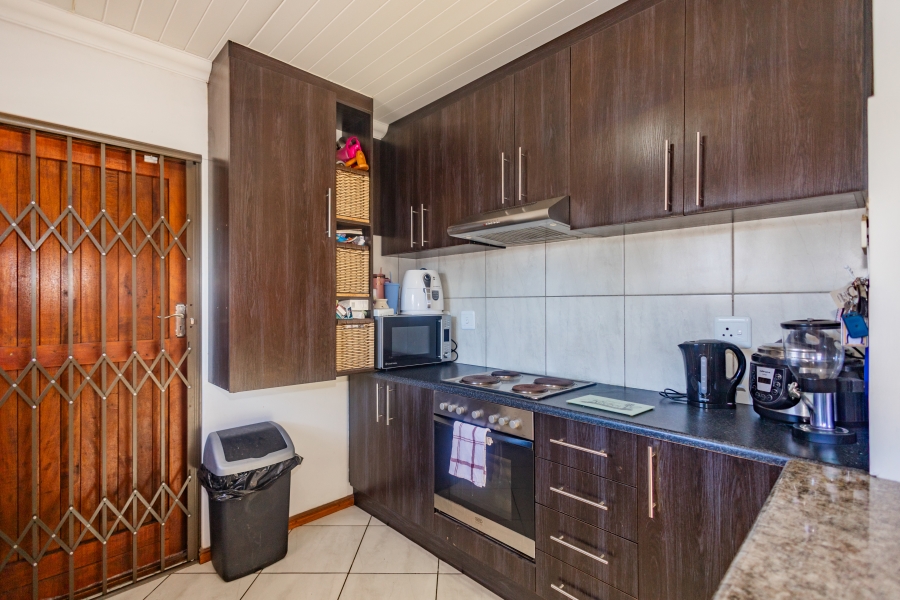 2 Bedroom Property for Sale in Hagley Western Cape